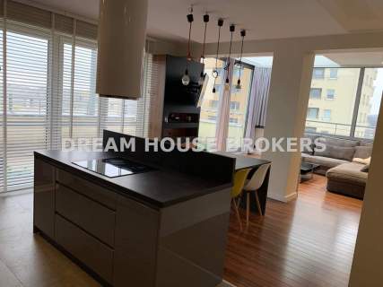 Ekskluzywny apartament z tarasem na sprzedaż