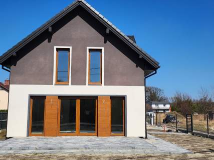 DOM JEDNORODZIMMY Z GATAŻEM TARNOWSKIE GÓRY
