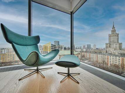 Luxurious Cosmopolitan Apartment Panoramic View
