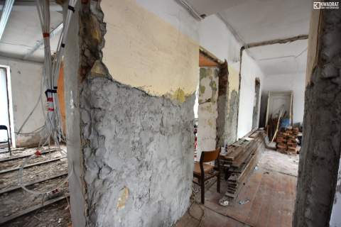 Wydzielone udziały, lokal 89.00 m2. Kamienica