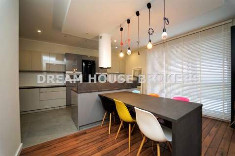 Ekskluzywny apartament z tarasem na sprzedaż