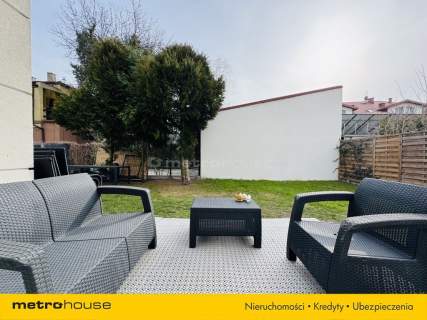 Nowoczesny dom klasy premium w zielonej okolicy
