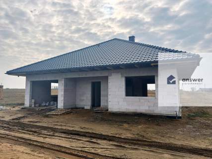 NOWOCZESNA PARTERÓWKA W LIPINIE, GM. RADWANICE