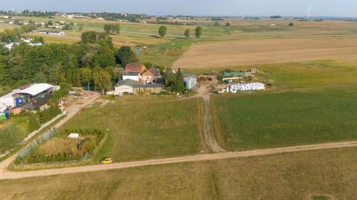 Działka budowlana Lubsza 768m2