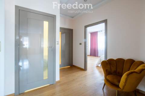 Apartament z trzema balkonami i garażem podziemnym