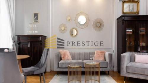 Klimatyczny 3 pokojowy apartament z historią