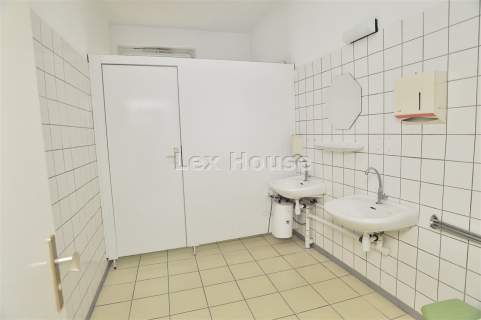 Sprzedam obiekt hostelowo-usługowy, biurowy Gartz.
