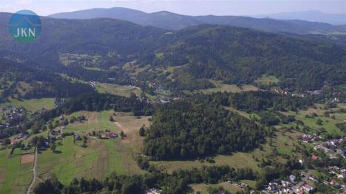Działka rolna o pow. 806 m w otoczeniu lasu