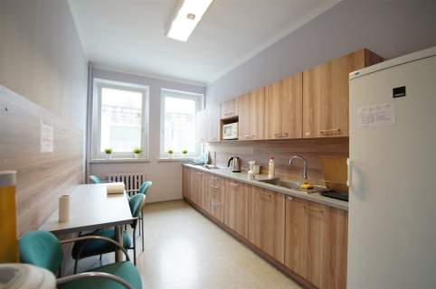 wynajem lokal użytk. 33m2.biurowiec Opole Zakrzów
