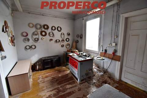Działka z domem, pow. ok. 92m2, Skarżysko Kamienna