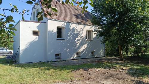 Sprzedam dom na połowie działki 650m2