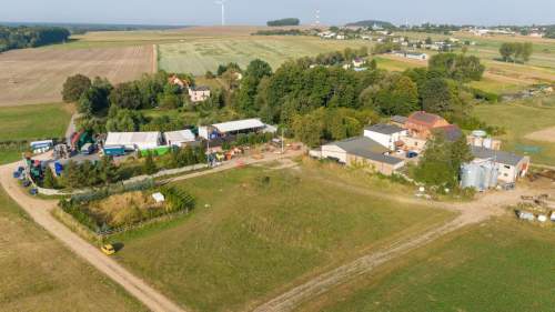 Działka budowlana Lubsza 768m2