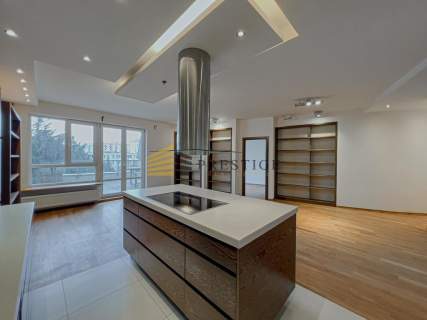 Apartament z tarasem Kameralne osiedle
