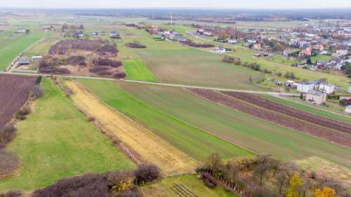 Działka budowlana Woźniki 1379m2