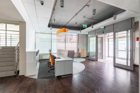 Nieruchomość komercyjna do wynajęcia, 154 m2, Warszawa