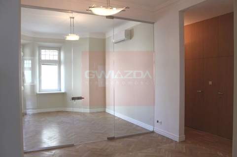 Nieruchomość komercyjna do wynajęcia, 162 m2, Warszawa