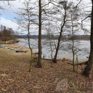 Działka- 3644 m2 nad jeziorem z warunkami zabudowy