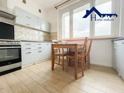 Do wprowadzenia Metro galeria 2 balkony H 2.8m
