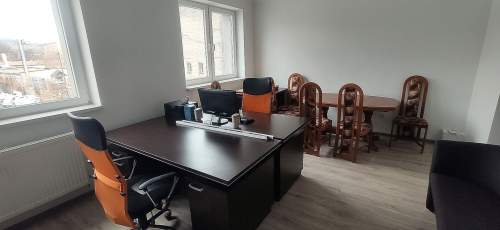 Do wynajęcia pom. biurowe z sala konferencyjną/laboratorium