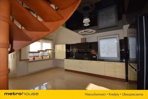 Prestiżowy przestronny apartament.
