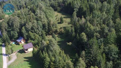 Działka rolna o pow. 806 m w otoczeniu lasu