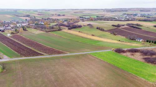 Działka budowlana Woźniki 1379m2