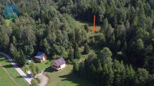 Działka rolna o pow. 806 m w otoczeniu lasu