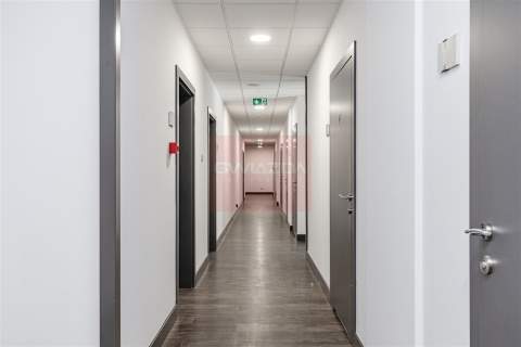 Nieruchomość komercyjna do wynajęcia, 301 m2, Warszawa
