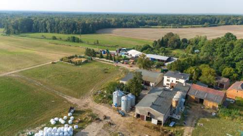 Działka budowlana Lubsza 633m2 woda