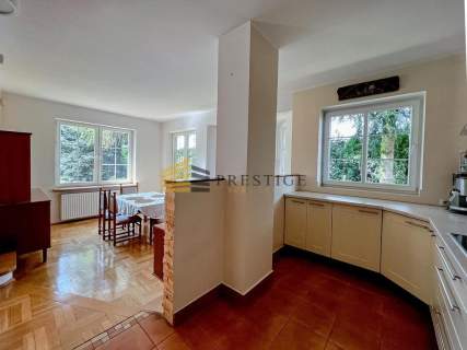 Prestigious House in Perfect location Furniture