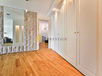 Apartament w wysokim standardzie w Centrum