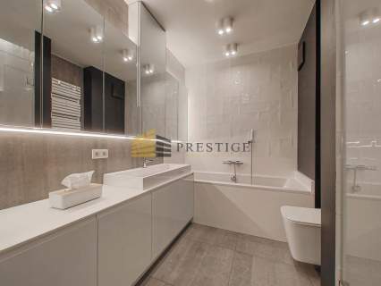 Luksusowo wykończony nowy apartament na Złotej 44