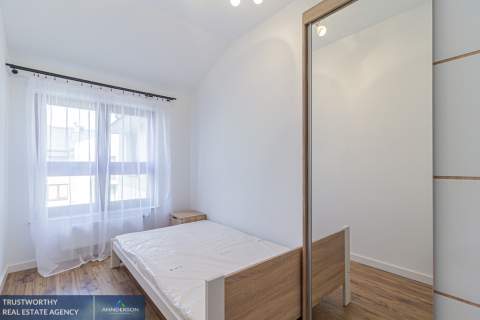 Złocień, 88 m2, 5 pokoi, balkon, parking