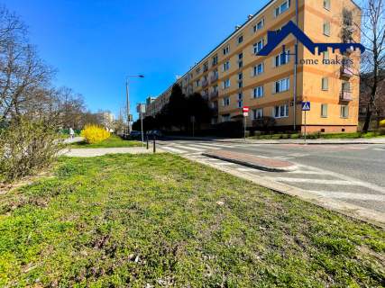 Do wprowadzenia Metro galeria 2 balkony H 2.8m