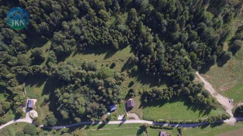 Działka rolna o pow. 806 m w otoczeniu lasu