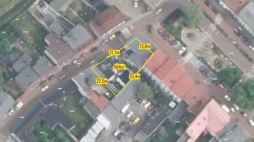 Kamienica w centrum Woźnik z lokalem usługowym