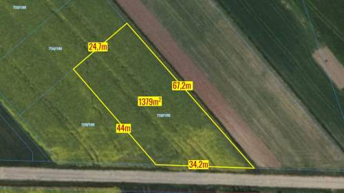 Działka budowlana Woźniki 1379m2
