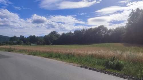 Ładnie położona działka w Burkatowie 