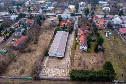 Hala 761 m z placem TIR Widzew Autostrada A1
