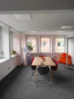 Nieruchomość komercyjna do wynajęcia, 600 m2, Warszawa