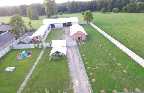 Siedlisko z miejscem na dom, z działką 1,30 ha
