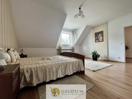 Przestronny dom 286 m2 - w okolicy lasu I Bytonia