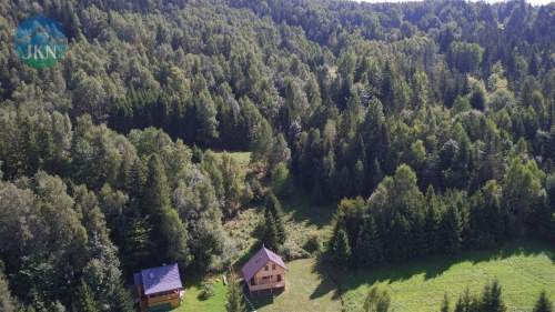 Działka rolna o pow. 806 m w otoczeniu lasu