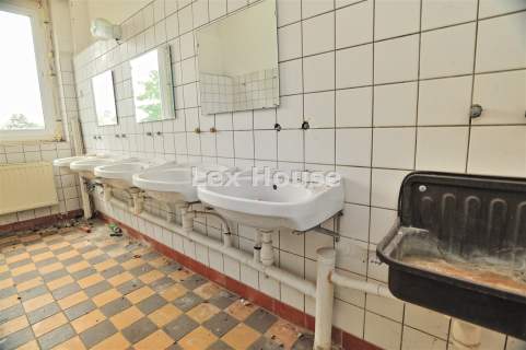 Sprzedam obiekt hostelowo-usługowy, biurowy Gartz.