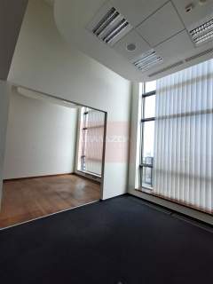 Nieruchomość komercyjna do wynajęcia, 713 m2, Warszawa