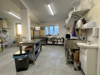 LOKAL USŁUGOWY-WASIELEWSKIEGO-27-49,6m2-UDZIAŁ