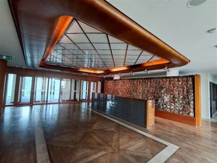 Nieruchomość komercyjna do wynajęcia, 713 m2, Warszawa