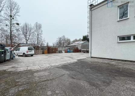 c.o. i prąd w cenie parking 52m2 dobry dojazd