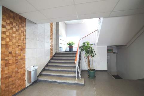 wynajem lokal użytk. 33m2.biurowiec Opole Zakrzów