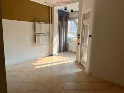 Lokal usługowy na sprzedaż - 30m2, parter